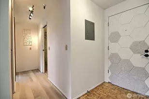 1100 Harrington Ave NE, Renton, WA 98056 - Photo 15