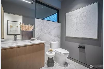 1914 Magnolia Boulevard W, Seattle, WA 98199 - Photo 17