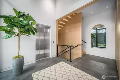 1914 Magnolia Boulevard W, Seattle, WA 98199 - Photo 7