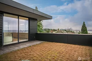 1914 Magnolia Blvd W, Seattle, WA 98199 - Photo 27