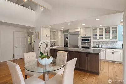 3126 211th Avenue NE, Sammamish, WA 98074 - Photo 13