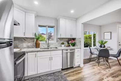 1729 S Columbian Way, Seattle, WA 98108 - Photo 11