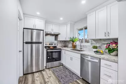 1729 S Columbian Way, Seattle, WA 98108 - Photo 17