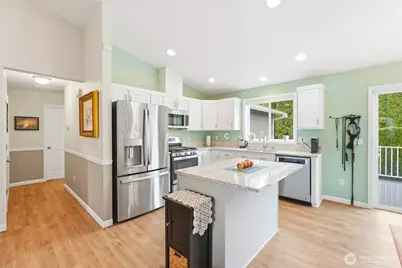 5706 121st Place NE, Marysville, WA 98271 - Photo 11