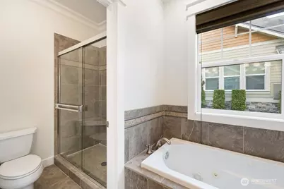 7276 Rosemount Circle, Tacoma, WA 98465 - Photo 17