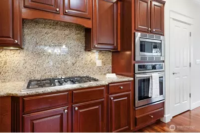 7276 Rosemount Circle, Tacoma, WA 98465 - Photo 7