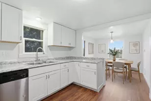 1619 Bayview Dr W, Bremerton, WA 98312 - Photo 3