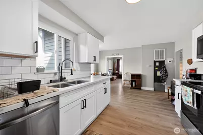 705 E Dearborn Avenue, Shelton, WA 98584 - Photo 7