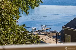 6404 NE 181st St, Kenmore, WA 98028 - Photo 3