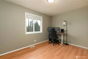 807 E Stanley Pl, Granite Falls, WA 98252 - Photo 15