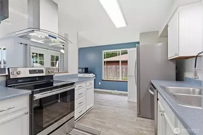 2955 Poncho Villa Place SE, Port Orchard, WA 98366 - Photo 13