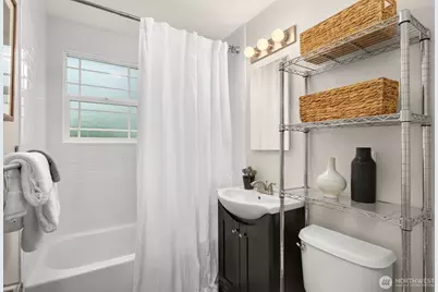 1502 N 107th Street, Seattle, WA 98133 - Photo 11
