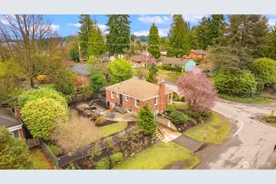 1502 N 107th Street, Seattle, WA 98133 - Photo 17