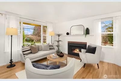 1502 N 107th Street, Seattle, WA 98133 - Photo 3