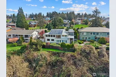 1818 Seaview Avenue, Coupeville, WA 98239 - Photo 1