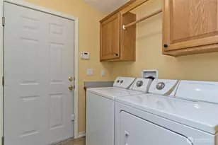 27517 218th Pl SE, Maple Valley, WA 98038 - Photo 13