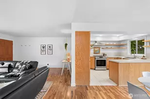 2219 Old Lakeway Dr, Bellingham, WA 98229 - Photo 13