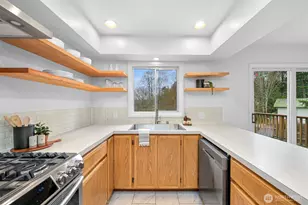 2219 Old Lakeway Dr, Bellingham, WA 98229 - Photo 9