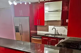 2100 3rd Ave, Seattle, WA 98121 - Photo 11