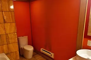 2100 3rd Ave, Seattle, WA 98121 - Photo 19