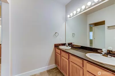 5809 Highway Place Street NE, Everett, WA 98203 - Photo 21