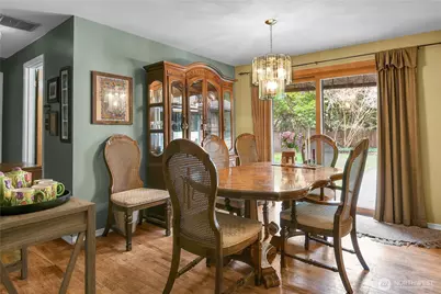 18703 50th Avenue NE, Lake Forest Park, WA 98155 - Photo 5