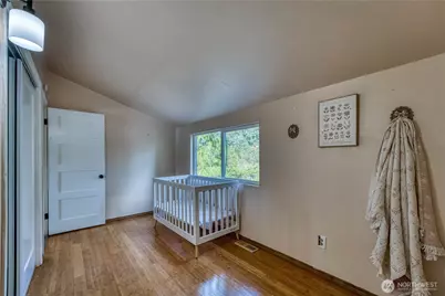 2735 Marine Drive, Bremerton, WA 98312 - Photo 19