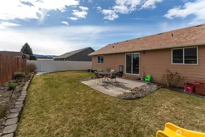 1315 Tractor Loop, East Wenatchee, WA 98802 - Photo 3