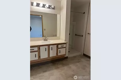 975 Aberdeen Avenue NE #B 102, Renton, WA 98056 - Photo 15