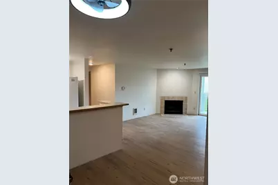 975 Aberdeen Avenue NE #B 102, Renton, WA 98056 - Photo 5