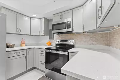 12532 SE 232nd Street, Kent, WA 98031 - Photo 9