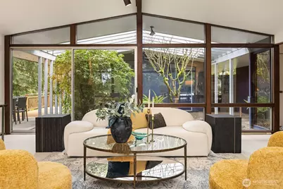 3905 96th Avenue SE, Mercer Island, WA 98040 - Photo 7