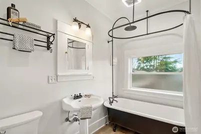 1617 33rd Avenue, Seattle, WA 98122 - Photo 5