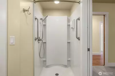 1617 33rd Avenue, Seattle, WA 98122 - Photo 31