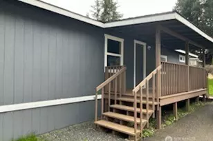 175 NE Camelot Dr, Bremerton, WA 98311 - Photo 3