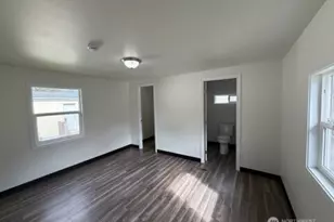 175 NE Camelot Dr, Bremerton, WA 98311 - Photo 23