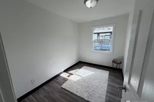 175 NE Camelot Dr, Bremerton, WA 98311 - Photo 9