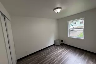 175 NE Camelot Dr, Bremerton, WA 98311 - Photo 13