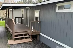 175 NE Camelot Dr, Bremerton, WA 98311 - Photo 1