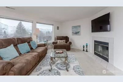 808 W Manson Road #B102, Chelan, WA 98816 - Photo 5