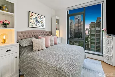 800 Columbia Street #1801, Seattle, WA 98104 - Photo 15