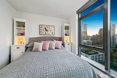 800 Columbia Street #1801, Seattle, WA 98104 - Photo 17