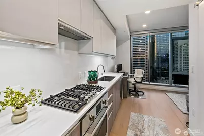 800 Columbia Street #1801, Seattle, WA 98104 - Photo 13