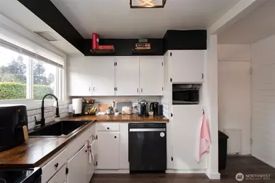 413 E Orcas Avenue, Port Angeles, WA 98362 - Photo 11