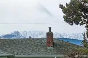 413 E Orcas Ave, Port Angeles, WA 98362 - Photo 3