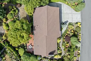 19225 51st Ave NE, Lake Forest Park, WA 98155 - Photo 37