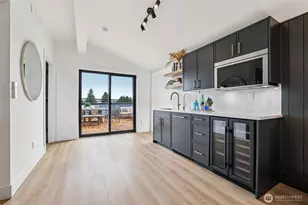 3714 Bagley Ave N, Seattle, WA 98103 - Photo 31