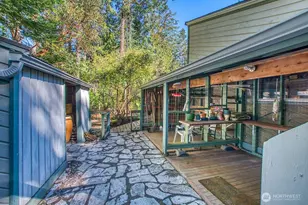 569 Island Dr, Friday Harbor, WA 98250 - Photo 37