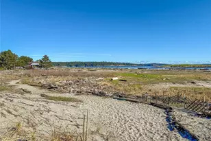 569 Island Dr, Friday Harbor, WA 98250 - Photo 39