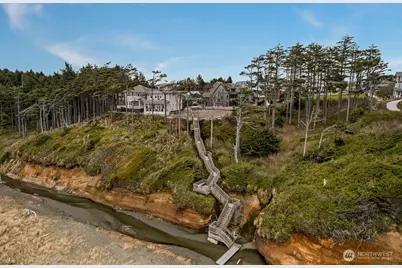 38 Trillium Lane, Pacific Beach, WA 98571 - Photo 33